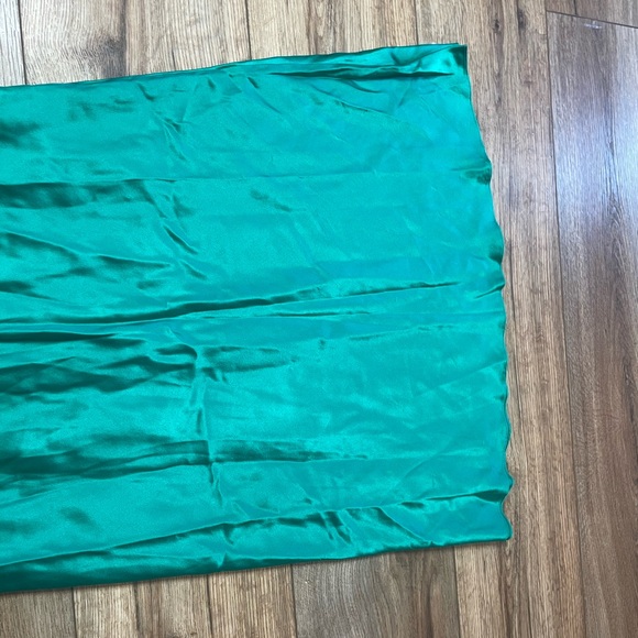 vintage Victoria's Secret 100% silk Victorian Romantic slip dress - Picture 11 of 11